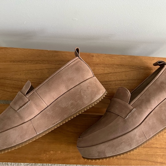 NWT Eileen Fisher Max Nubuck Wedge Loafers - Picture 6 of 8